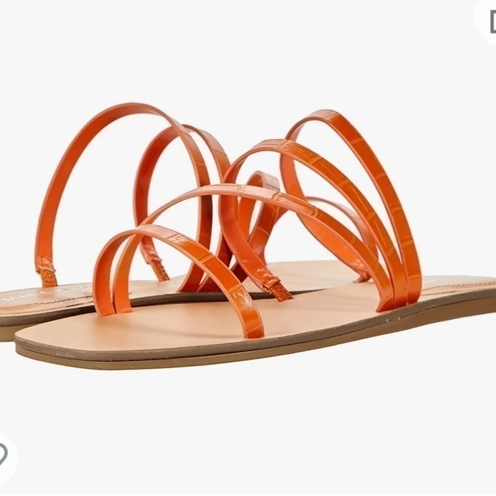 Marc Fisher Bonina Orange Croc Embossed Sandal, New in Box